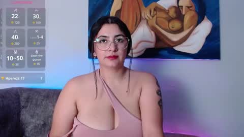 agatha bel    online show from July 25, 12:47 pm