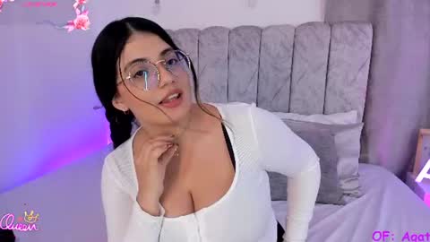 Agatha Owens online show from July 23, 1:58 am