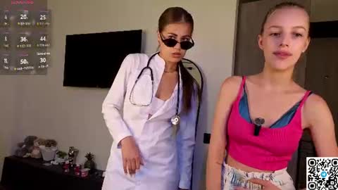 Monica and Bella online show from July 13, 6:50 am