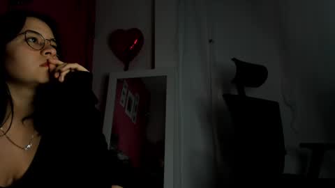  ines  online show from October 5, 4:58 pm