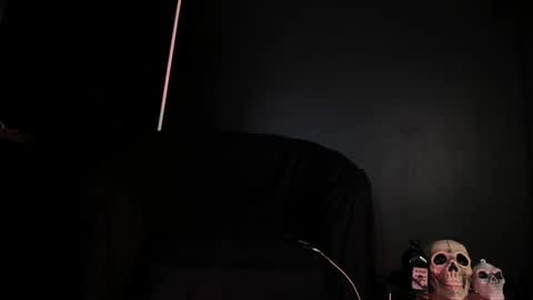 agnes_jones online show from March 11, 9:04 pm