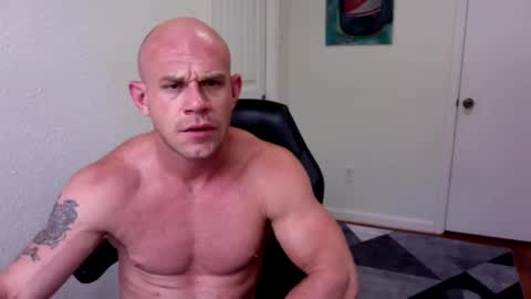 ahern1985 online show from October 25, 7:58 pm