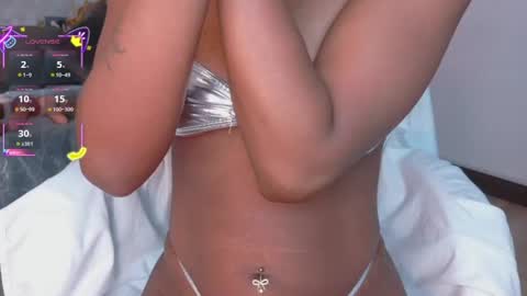 Ahvi Ebony online show from June 25, 12:32 pm