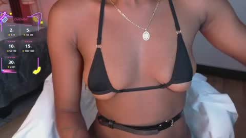 Ahvi Ebony online show from July 6, 12:57 pm