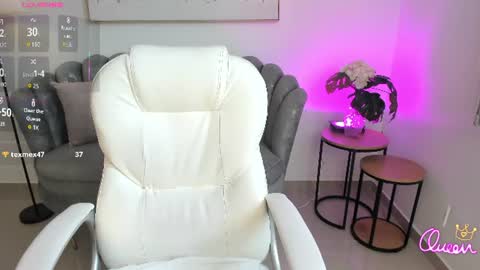 AIDA ADAMS online show from July 8, 1:58 pm