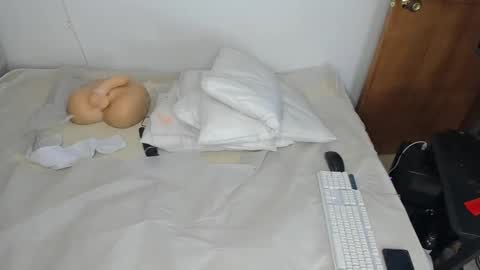 karoline  online show from November 10, 10:23 pm