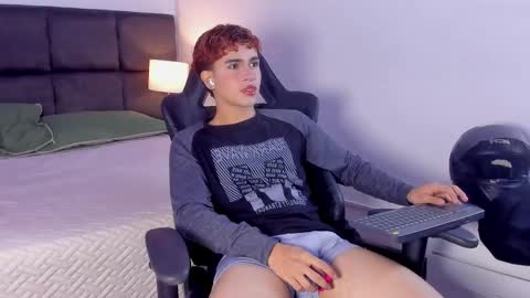 Aiden  online show from September 20, 12:41 pm