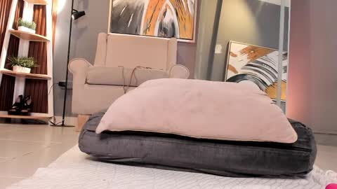 Alisson online show from May 1, 8:58 pm