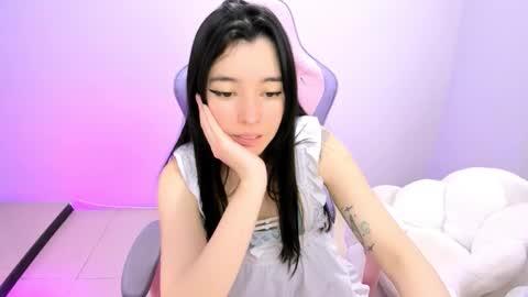 Ailee Hyuga online show from December 19, 3:51 pm