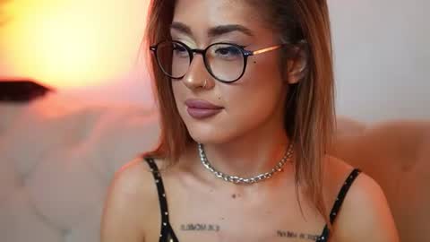  Aileen  online show from June 17, 2:27 am