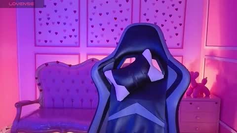 ailen online show from October 4, 3:15 am