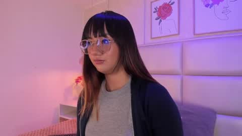 Aily Yozuko online show from April 28, 2:38 am