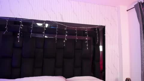 Ailyn Blaze online show from March 12, 6:50 am