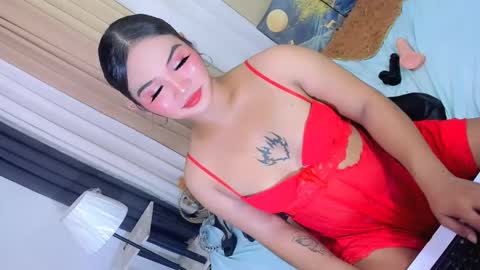 airy_lust online show from April 25, 7:32 am