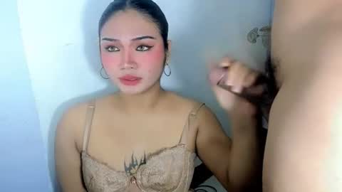 airy_lust online show from July 30, 12:11 am