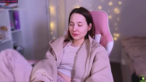 airyhill online show from January 8, 8:14 pm