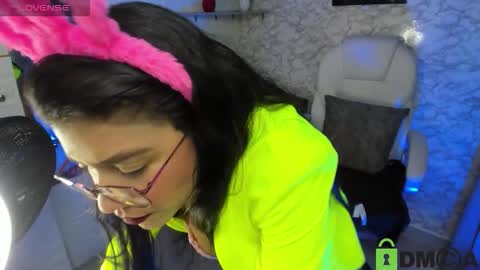 aisha__cambell online show from December 2, 10:41 pm