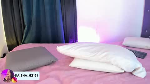 Aisha online show from April 28, 2:27 am
