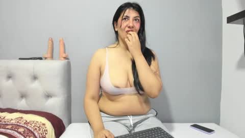 Katie   online show from December 21, 4:46 pm