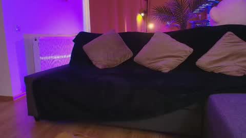 Lora online show from November 1, 8:57 am