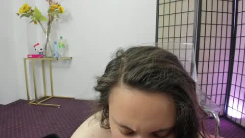 Aisha online show from April 27, 4:32 am
