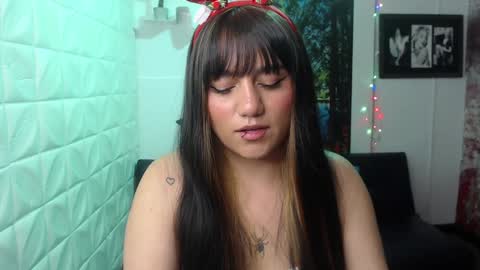 Aitana online show from December 23, 9:29 pm