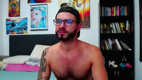 akiles online show from January 17, 10:56 pm