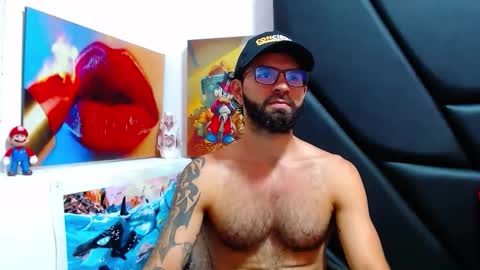 akiles online show from May 26, 11:55 pm
