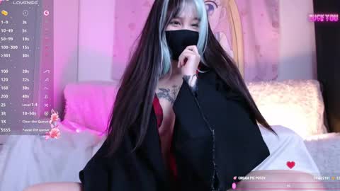 Amilia online show from March 15, 3:37 pm