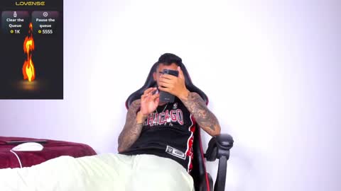 Akira online show from March 2, 1:04 am