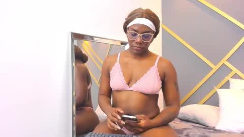 alaia_colins online show from February 26, 6:40 am