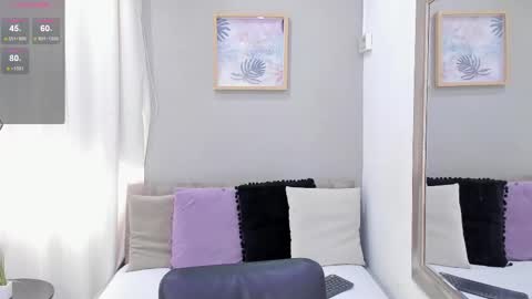     online show from November 10, 7:16 pm