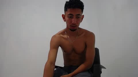 Snapshot of alan_gay chatting on September 11, 2:29 pm Alan online show from September 11, 2:29 pm