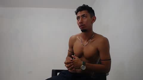 Snapshot of alan_gay chatting on September 21, 2:54 pm Alan online show from September 21, 2:54 pm