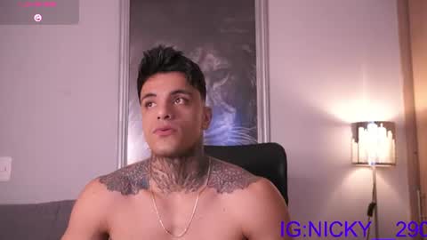 alan_morrys online show from June 12, 1:59 am