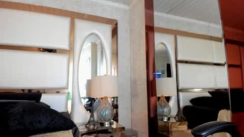 ---Alan--- online show from February 25, 5:11 am