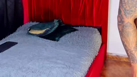 alan_vitori online show from June 14, 2:24 am