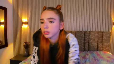 A L A N A  online show from February 18, 3:10 pm