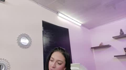 Maeve  online show from October 26, 11:11 am