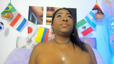 alana_vega69 online show from June 19, 12:22 pm