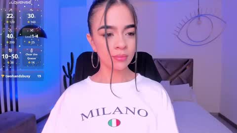 Alana online show from November 11, 1:02 pm