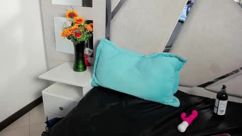 Alana hot online show from March 12, 5:22 am