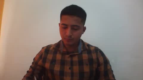 alanj998 online show from May 1, 6:13 pm