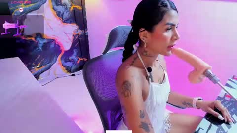 Alana online show from June 13, 7:24 pm