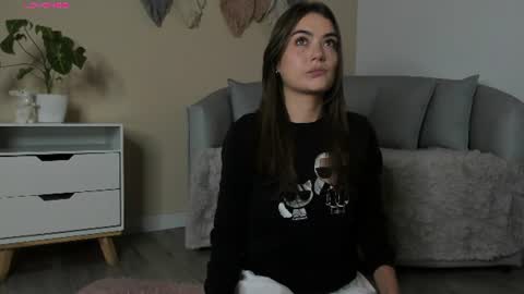 Alanna Cute Russell online show from August 1, 8:21 pm