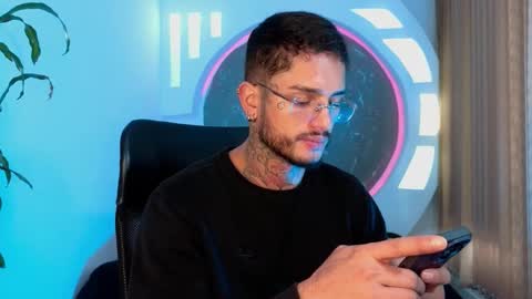 alan online show from December 22, 3:08 pm