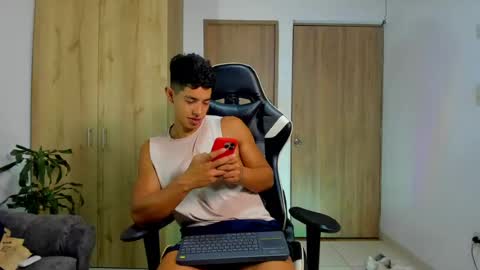 Alan online show from August 6, 12:41 am