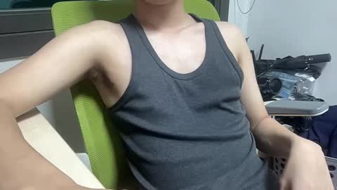 Snapshot of alanwu12 chatting on October 25, 4:40 pm alanwu12 online show from October 25, 4:40 pm