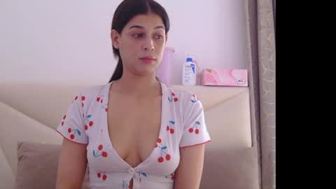AllylicArabis online show from May 11, 2:13 pm