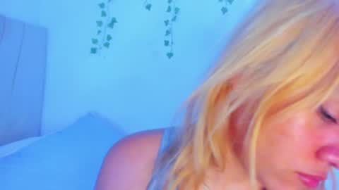 Snapshot of alaska_drew chatting on March 1, 5:31 am Alaska online show from March 1, 5:31 am